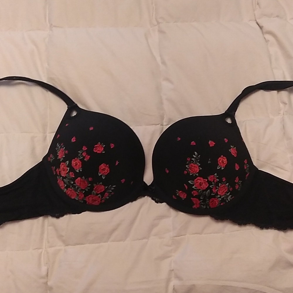 36DD Black with Red Flowers Plunge Push-up Bra